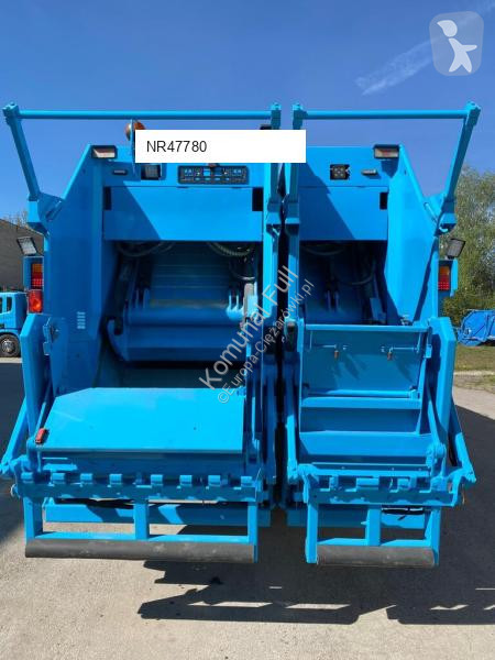Engin de voirie Scania P280 2 chamber garbage...
