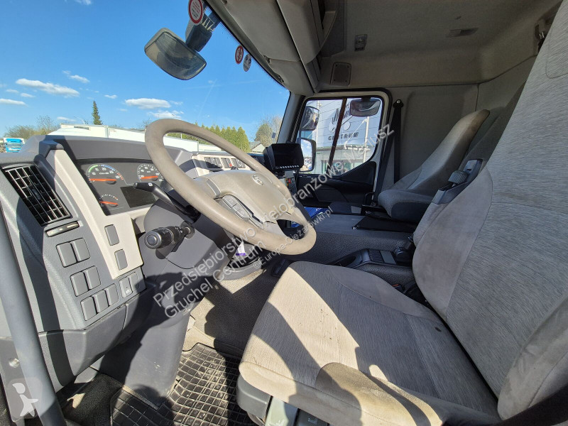 آلة لصيانة الطرق Volvo FE 280 / GEESINKNORBA /...
