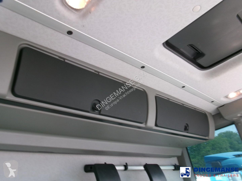 آلة لصيانة الطرق Mercedes 2630 6x2 RHD Heil...