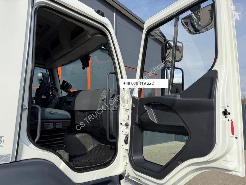 آلة لصيانة الطرق Bucher Schoerling Volvo FL 15.250