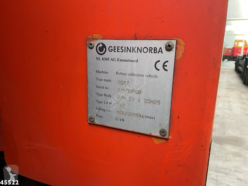 آلة لصيانة الطرق DAF FAG  330 Euro 6 Geesink 20m³
