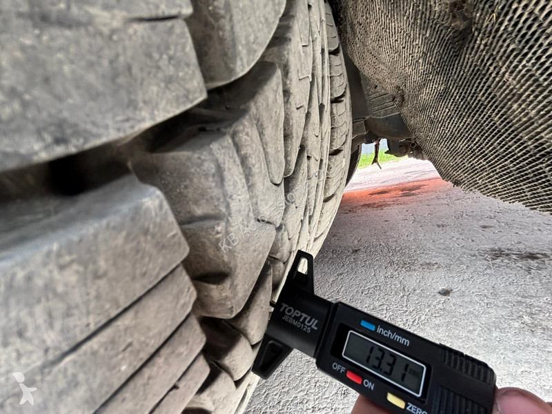 آلة لصيانة الطرق Volvo FM 460 8x4*4 ZETTERBERGS...