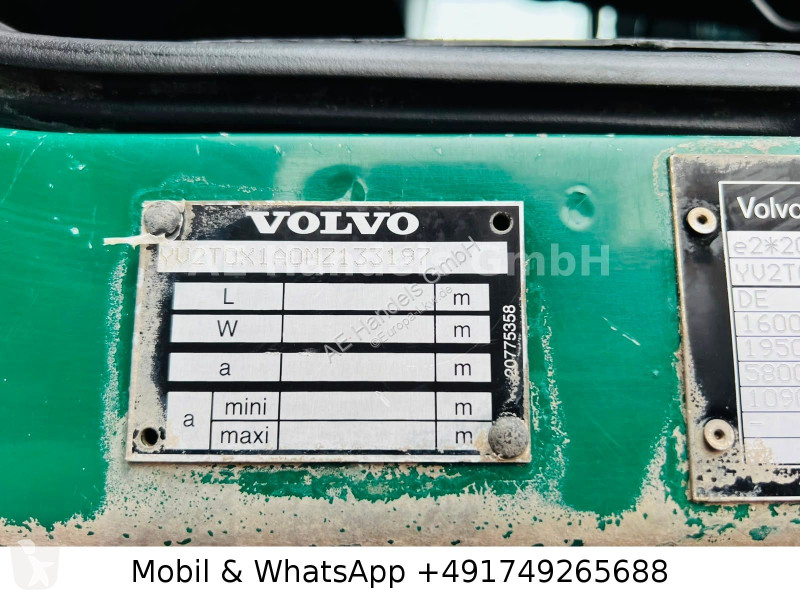 آلة لصيانة الطرق Volvo 250 Bucher Johnston VS...