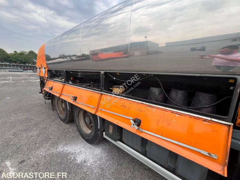 مقطورة Renault PREMIUM