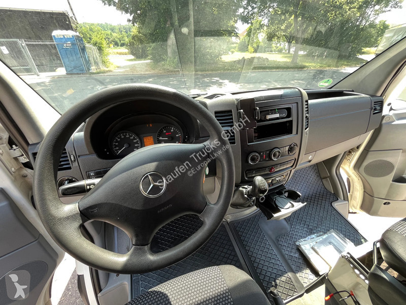 آلة لصيانة الطرق Mercedes 311 CDI, DoKa,...