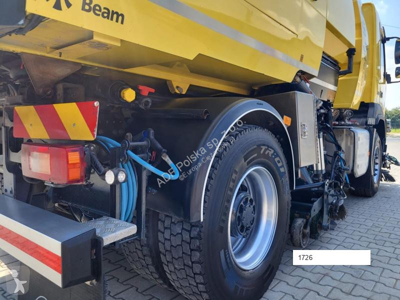 آلة لصيانة الطرق Volvo JBVT801