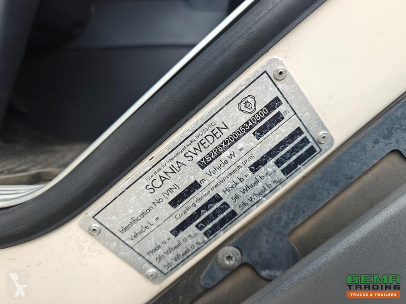 آلة لصيانة الطرق Scania P250 6x2/4 Day Cab...