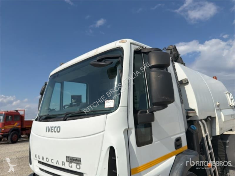 Vägmaskiner Iveco FJVT650 on  Iveco 150E22...