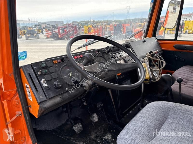Коммунальная техника   Unimog