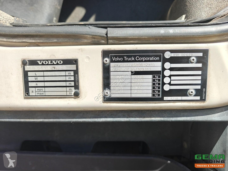 Коммунальная техника  Volvo 280 6x2/4 Day Cab...
