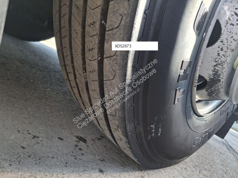 Utilaje pentru drumuri Mercedes Medium XLS...