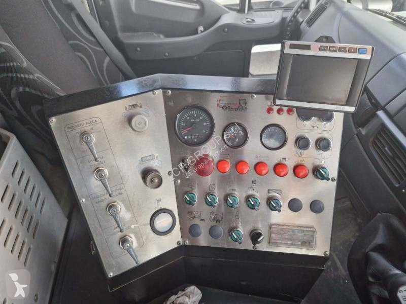 Utilaje pentru drumuri Iveco
