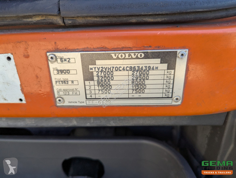 Utilaje pentru drumuri Volvo 300 EEV 6x2/4...
