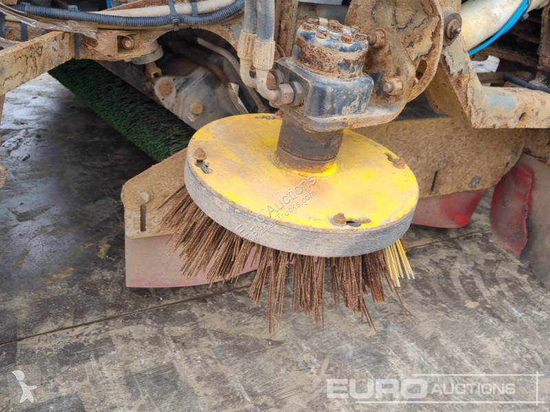 Utilaje pentru drumuri  LF220