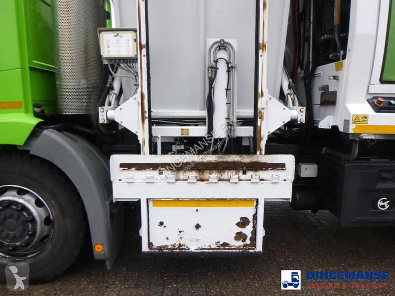 Engin de voirie Mercedes 2629 RHD 6x2 Geesink...