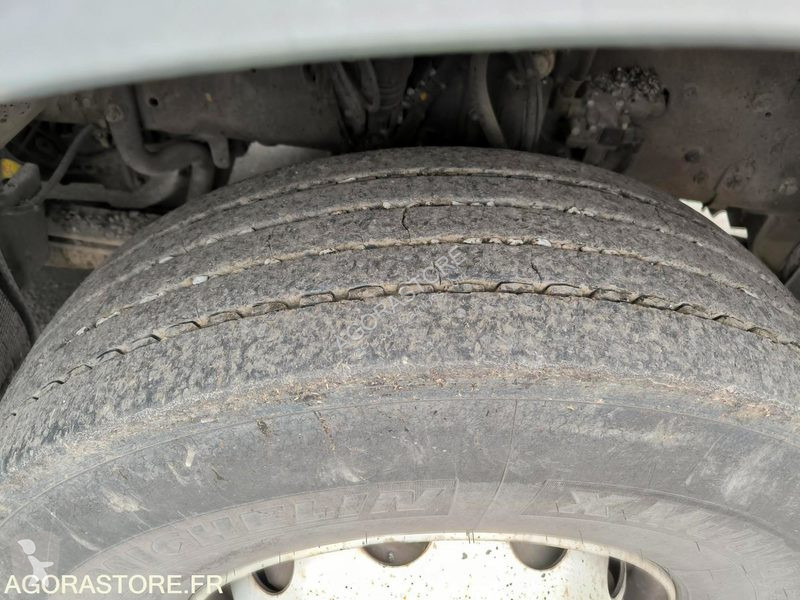 Vehículo de limpieza viaria Renault PREMIUM