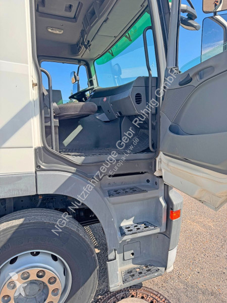 آلة لصيانة الطرق Mercedes 3241 8X4 Kaiser Saug...