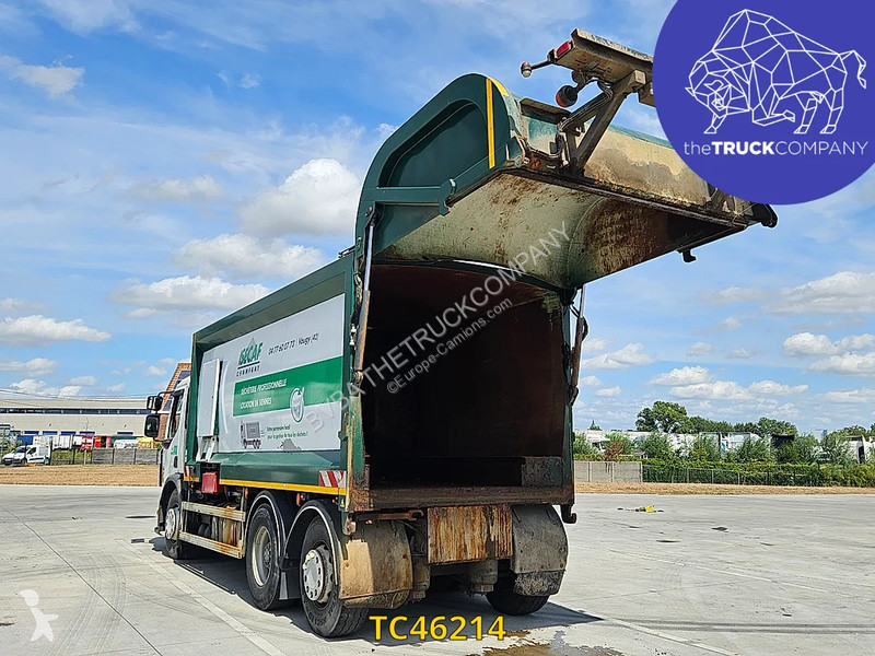 Engin de voirie Renault 380