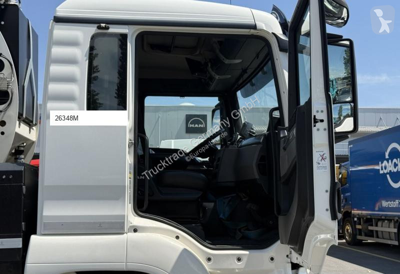 Engin de voirie MAN 591 TGS 26.320