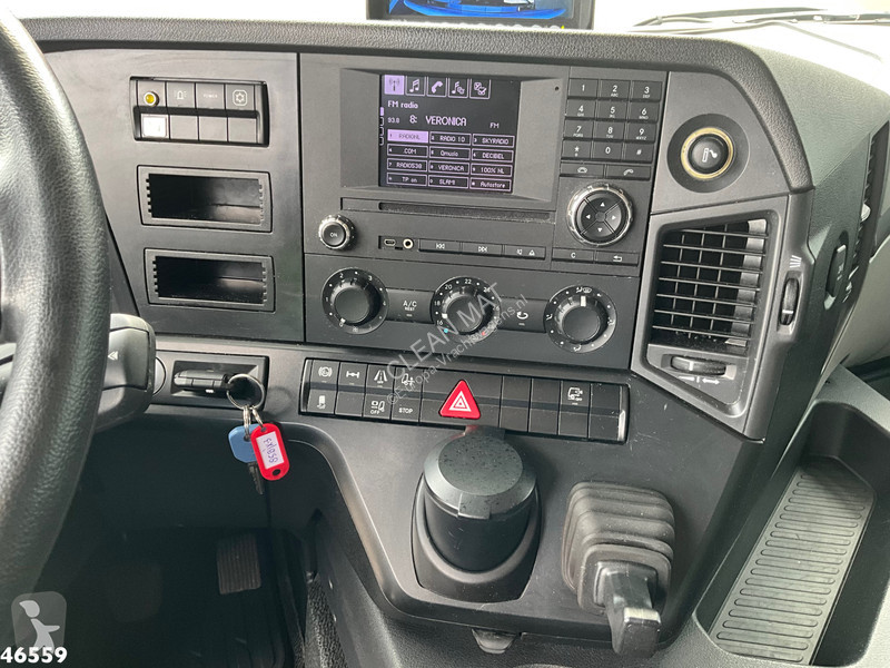Vehículo de limpieza viaria Mercedes ANTOS 2133...