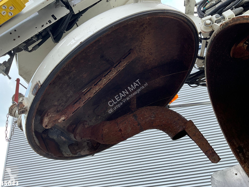 Engin de voirie Volvo 340 6x4 7m³ Combi...