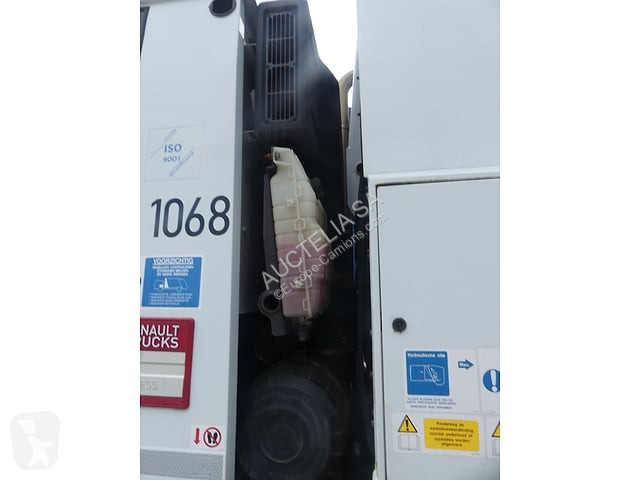 Vehículo de limpieza viaria Renault D19