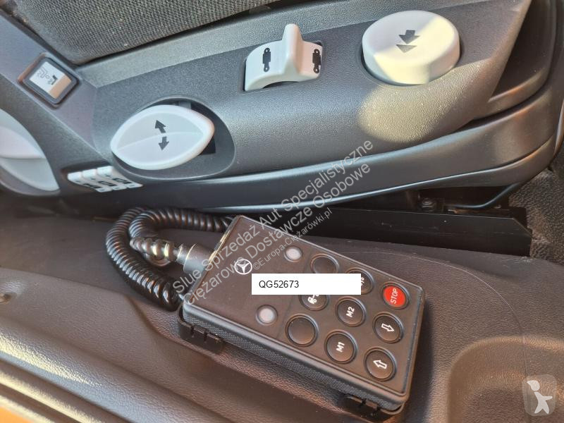 Utilaje pentru drumuri Mercedes 1829 Zamiatarka...