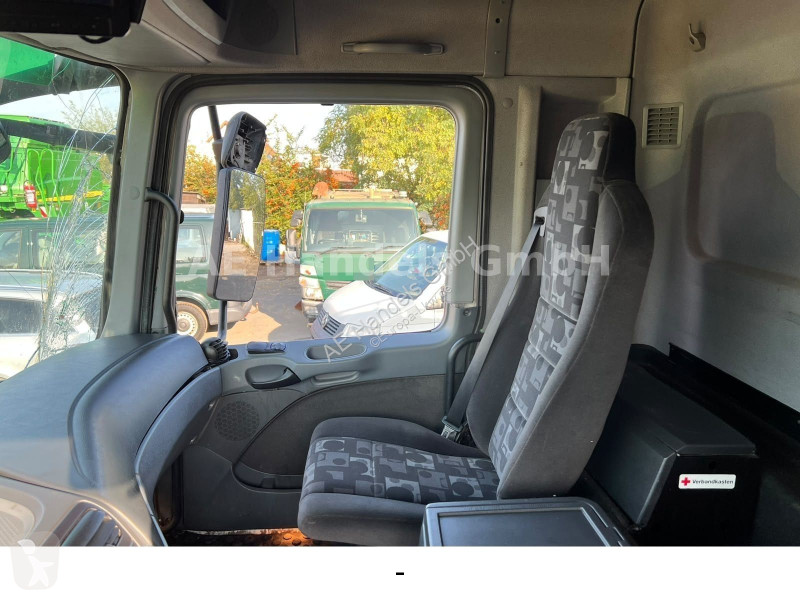آلة لصيانة الطرق Mercedes III 2532 BL M Saug...