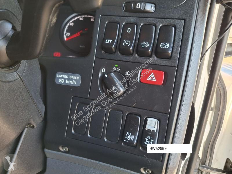 آلة لصيانة الطرق Scania BROCK SL200 CMAR