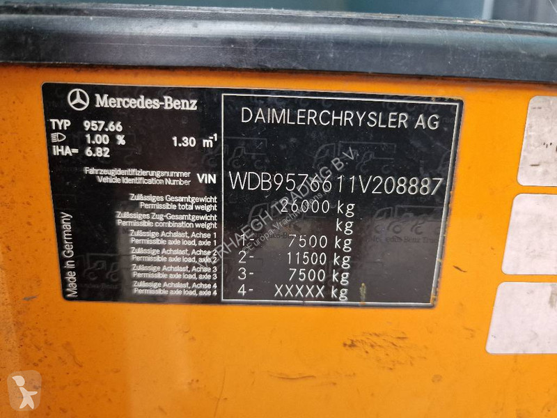 Utilaje pentru drumuri Mercedes 2628