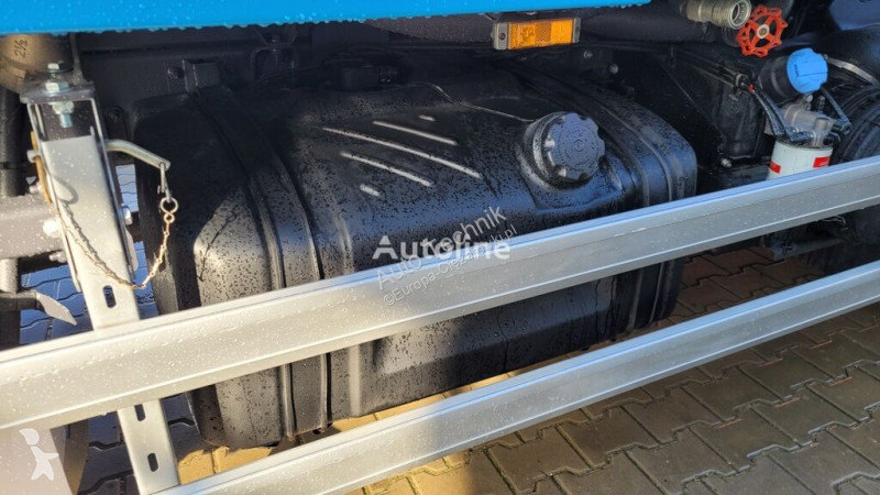 Engin de voirie Renault WATER STREET CLEANER...