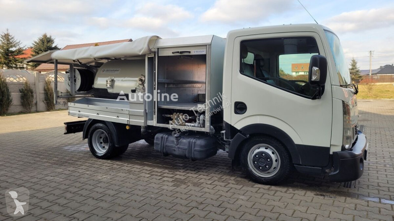 Silniční stroje Nissan Defco Combi 3,5t