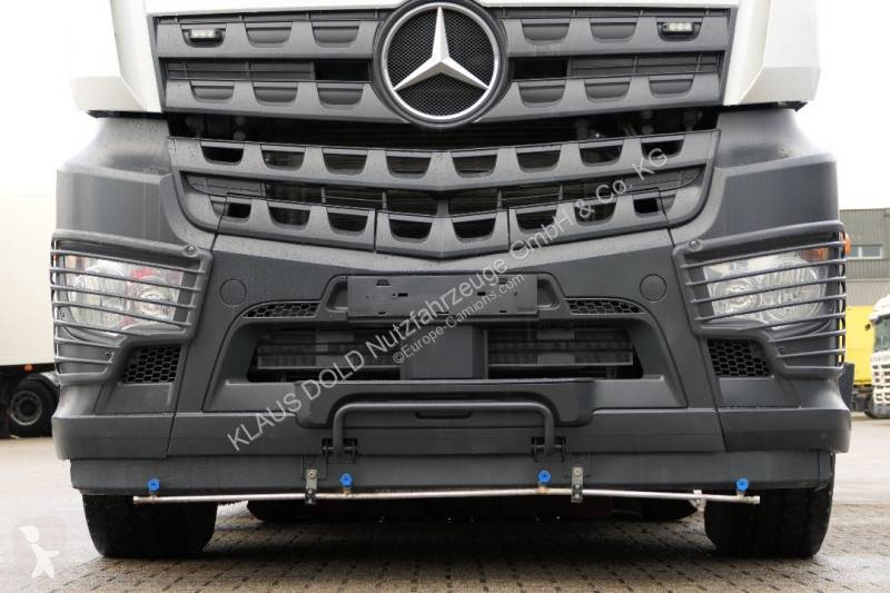 Utilaje pentru drumuri Mercedes