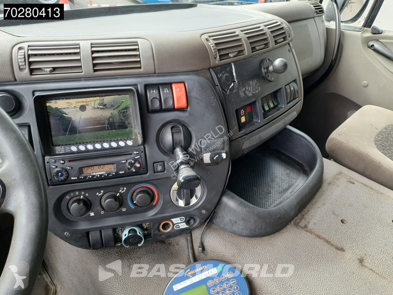 Vägmaskiner DAF 250 6X2 NL -Truck...