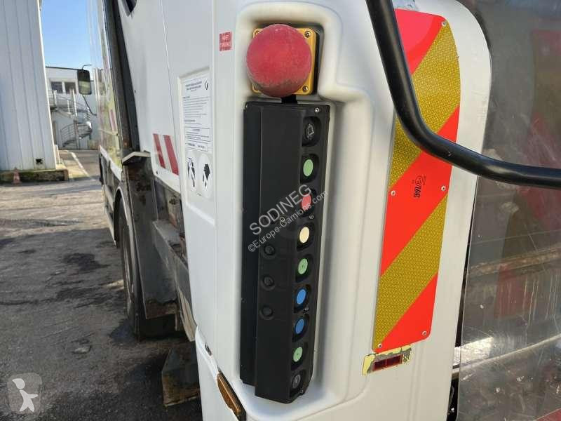 Gemeentevoertuig Renault PREMIUM