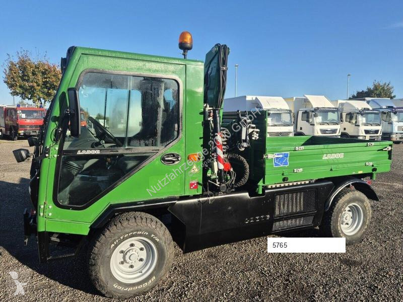 Silniční stroje Ladog F30CY023
