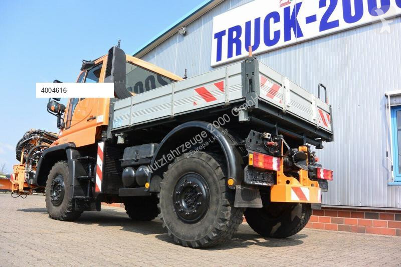 Gemeentevoertuig Unimog Andere