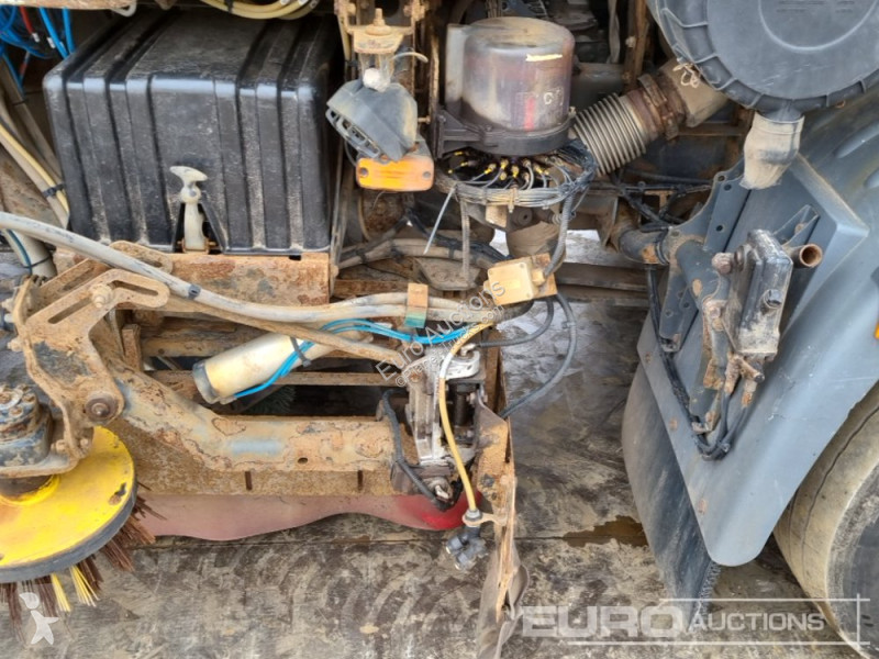 Utilaje pentru drumuri  LF220