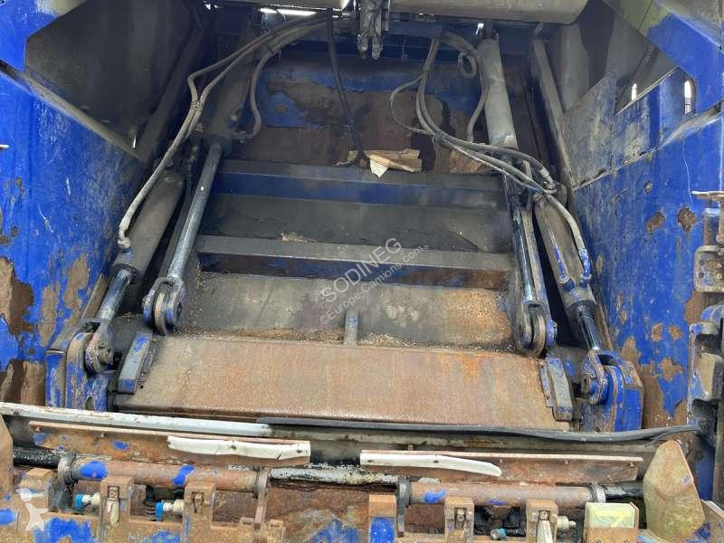 Vägmaskiner Renault PREMIUM