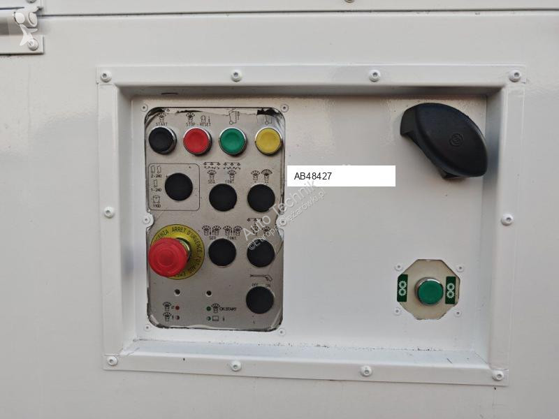 آلة لصيانة الطرق Iveco + IRIDE BIN WASHER Ροδέλα