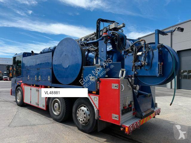 آلة لصيانة الطرق  MERCEDES-BENZ Econic 2633...