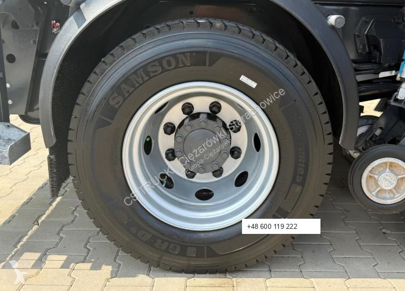 آلة لصيانة الطرق DAF LF 15.230