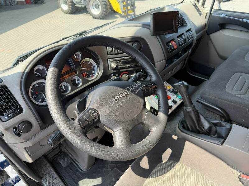 Пътнопочистваща техника DAF 55300 Śmieciarka...