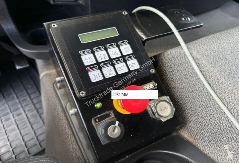 آلة لصيانة الطرق Volvo 638 FE Stummer /...