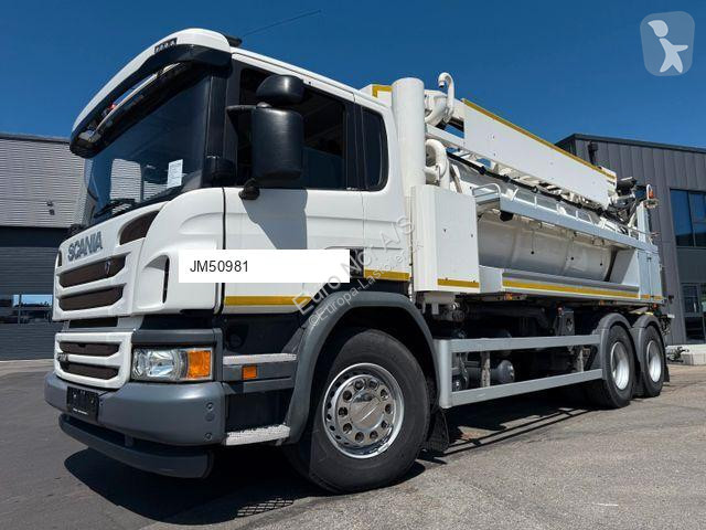 آلة لصيانة الطرق  SCANIA P360 6x4 Hvidtved...