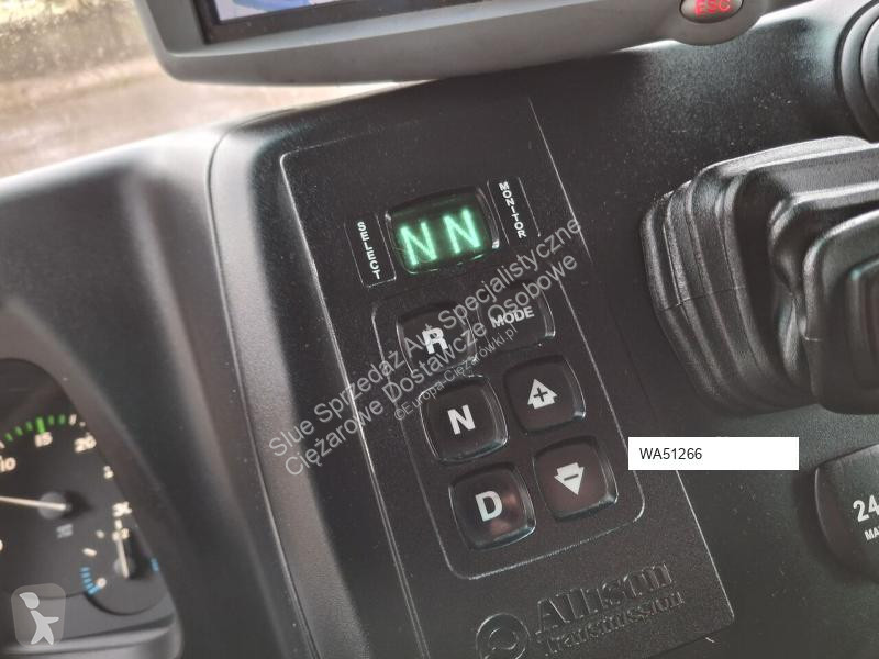 Коммунальная техника  Mercedes press 522