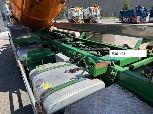 آلة لصيانة الطرق Scania P360 6x2*4 Korp & Son...