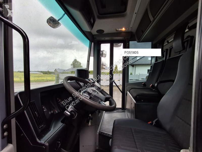 Silniční stroje Mercedes press 522 Zoeller