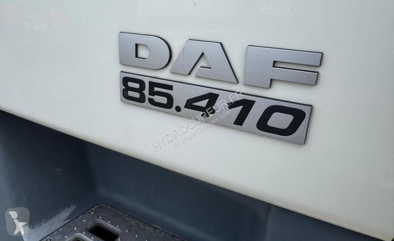 آلة لصيانة الطرق DAF 410