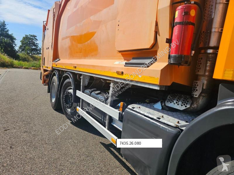 Engin de voirie Scania GPM III v 20H25